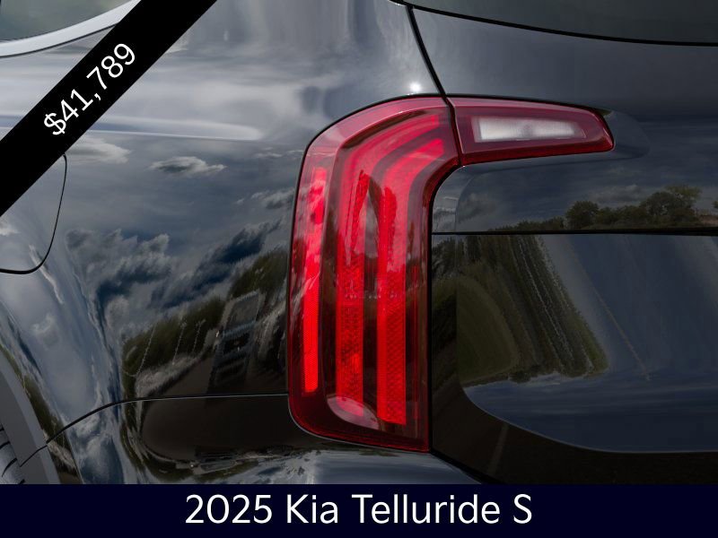 Certified 2025 Kia Telluride S image 11