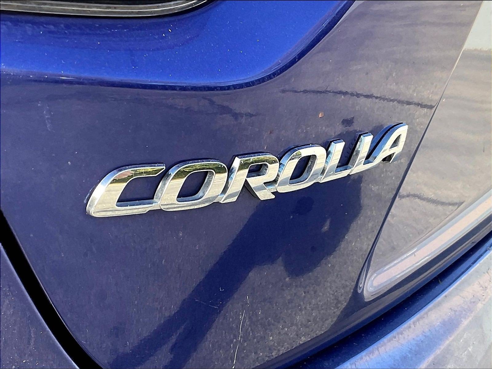Used 2020 Toyota Corolla SE w/ SE Premium Package FWD image 25