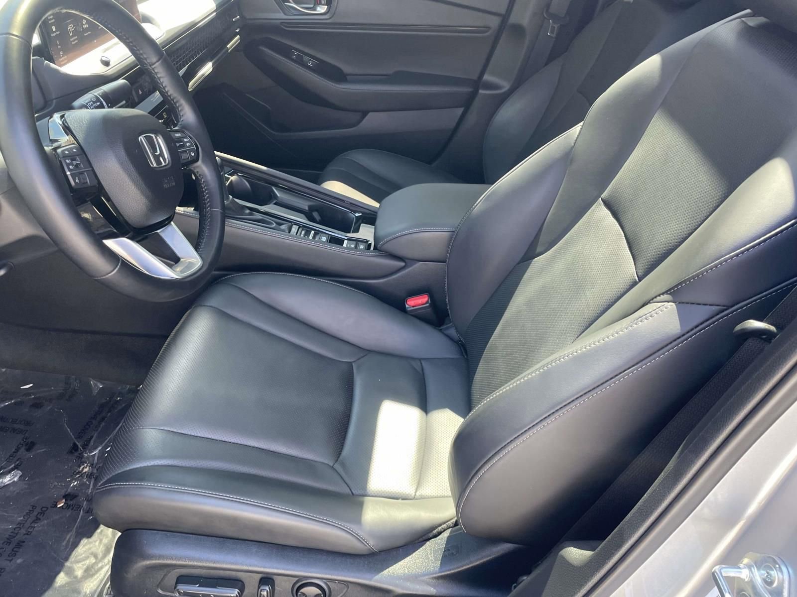 Used 2024 Honda Accord Touring image 14