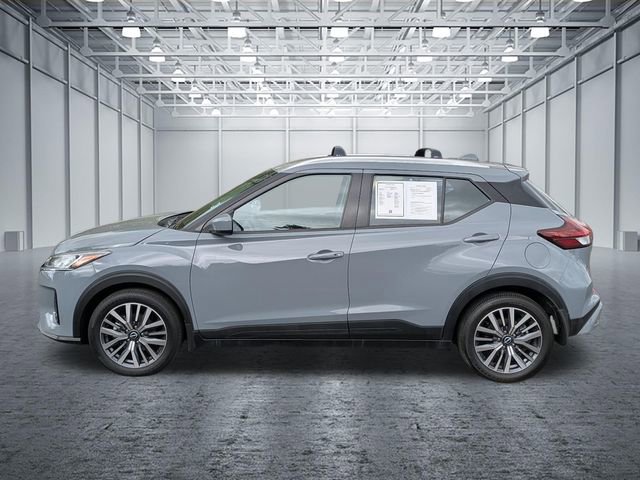 Used 2023 Nissan Kicks SV w/ Interior Electronics Package FWD image 2