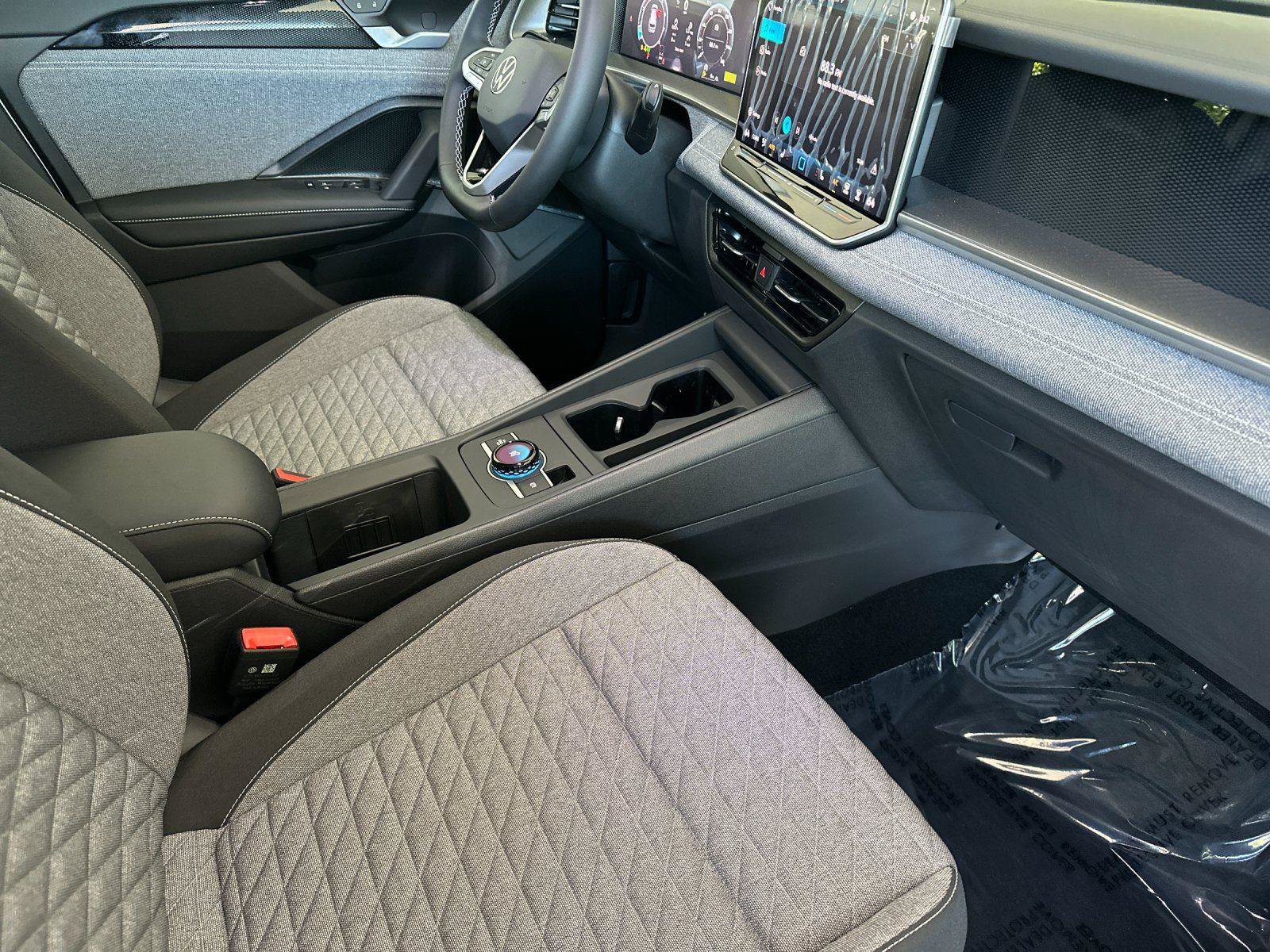 New 2026 Volkswagen Tiguan S AWD/4WD image 15