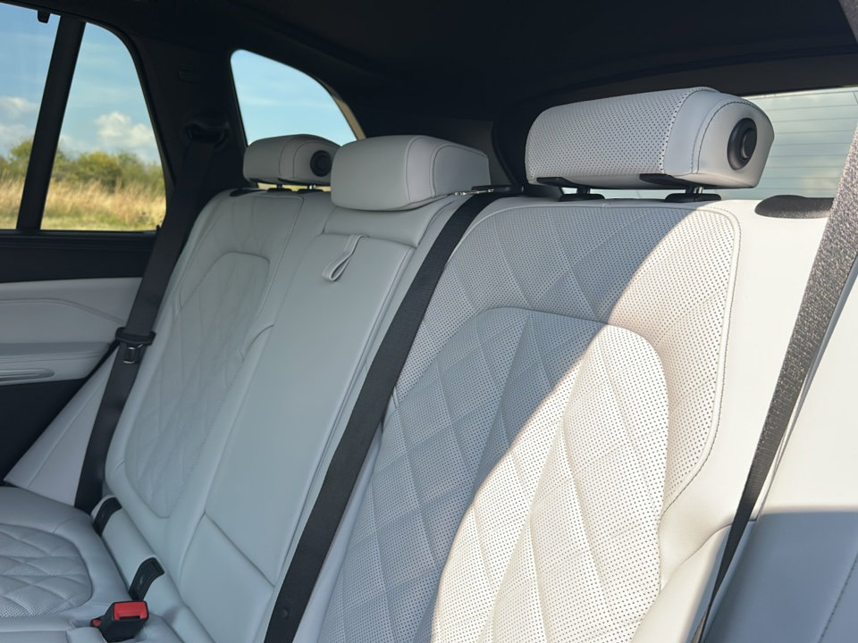 New 2026 BMW X5 M60i AWD/4WD image 16