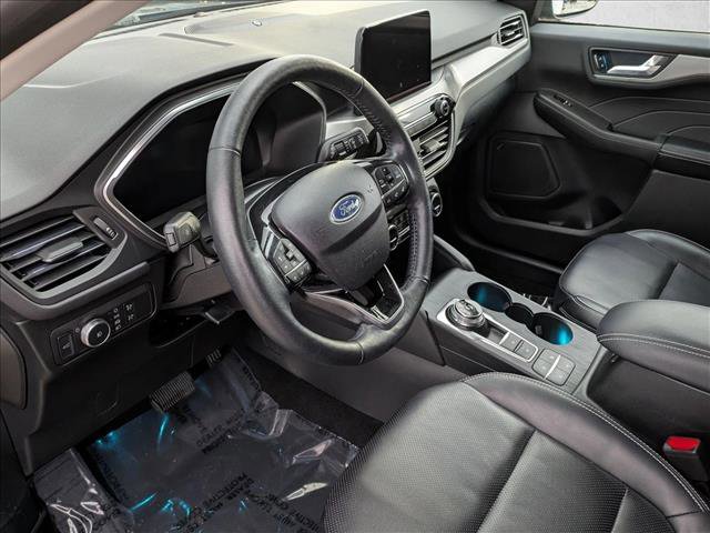 Used 2021 Ford Escape Titanium w/ Class II Trailer Tow Package image 10