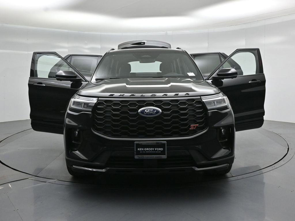 New 2026 Ford Explorer ST image 31