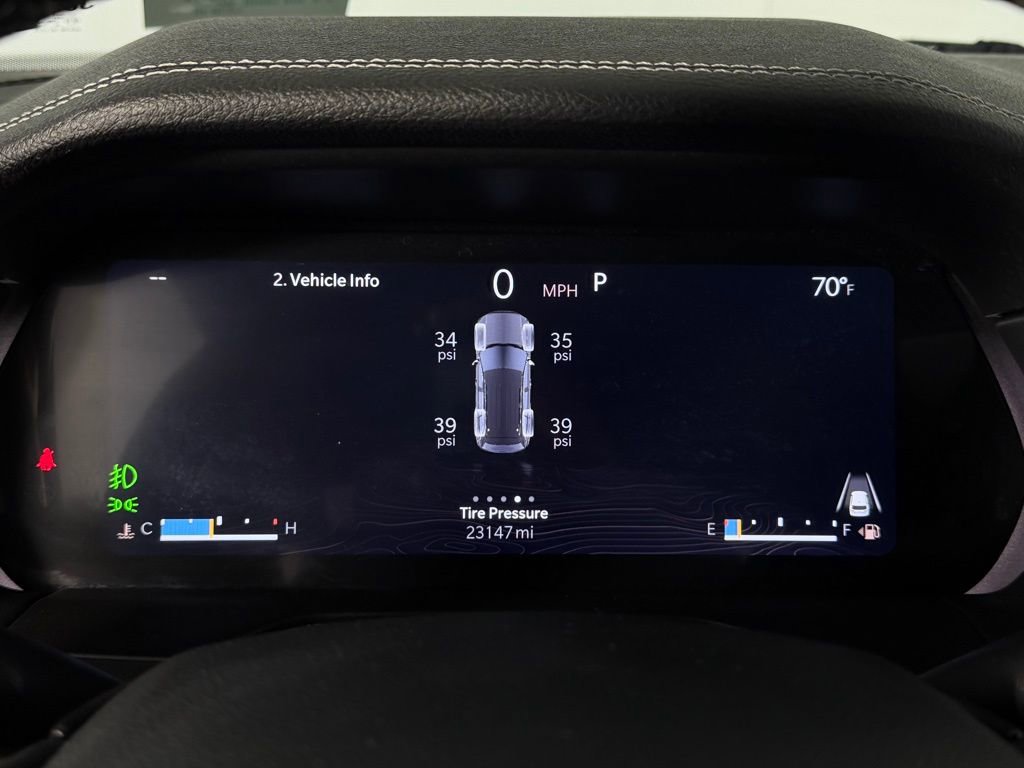 Certified 2023 Jeep Grand Cherokee Limited w/ Black Appearance Package image 14