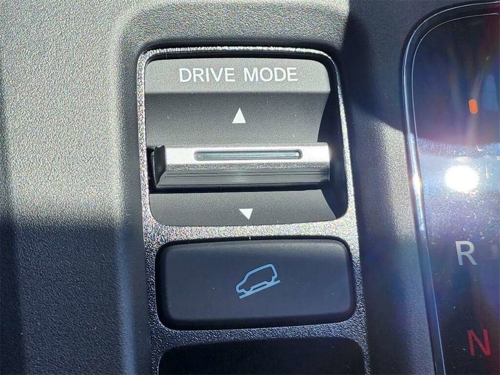 Used 2023 Honda CR-V Sport image 28