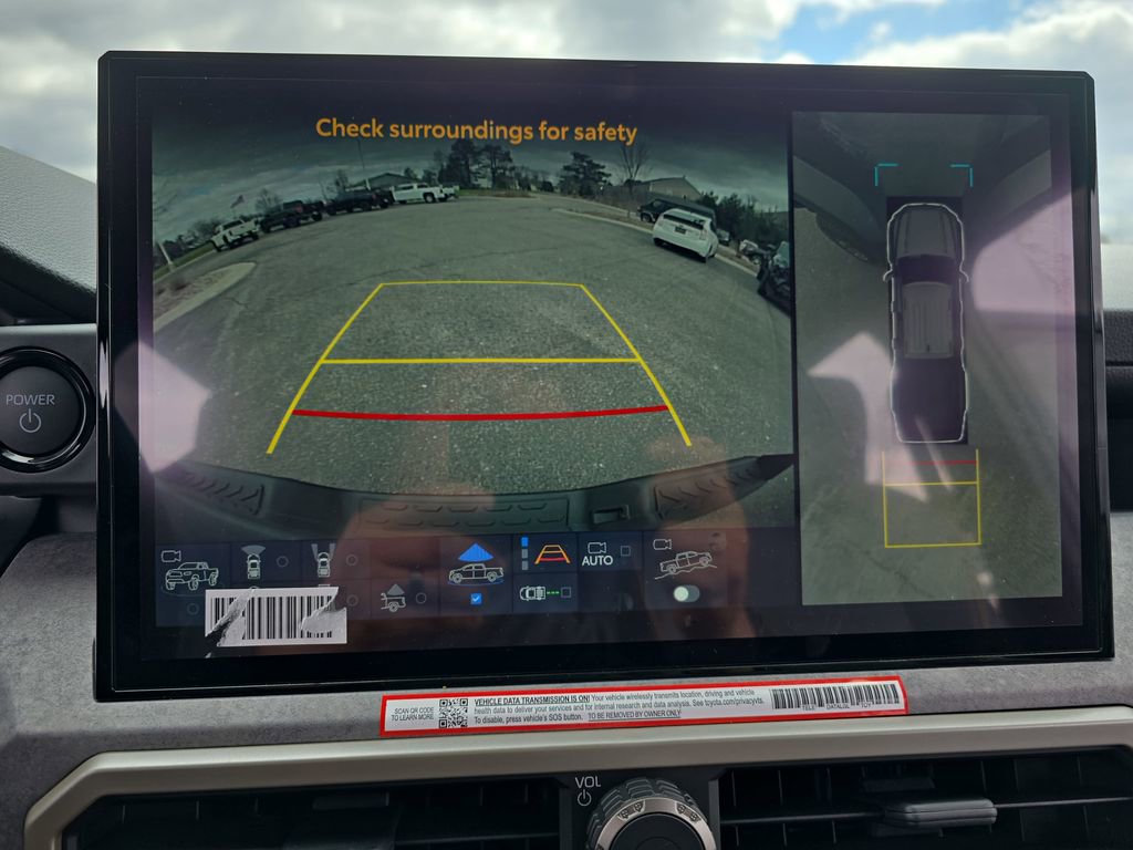 Used 2025 Toyota Tacoma Trailhunter image 25