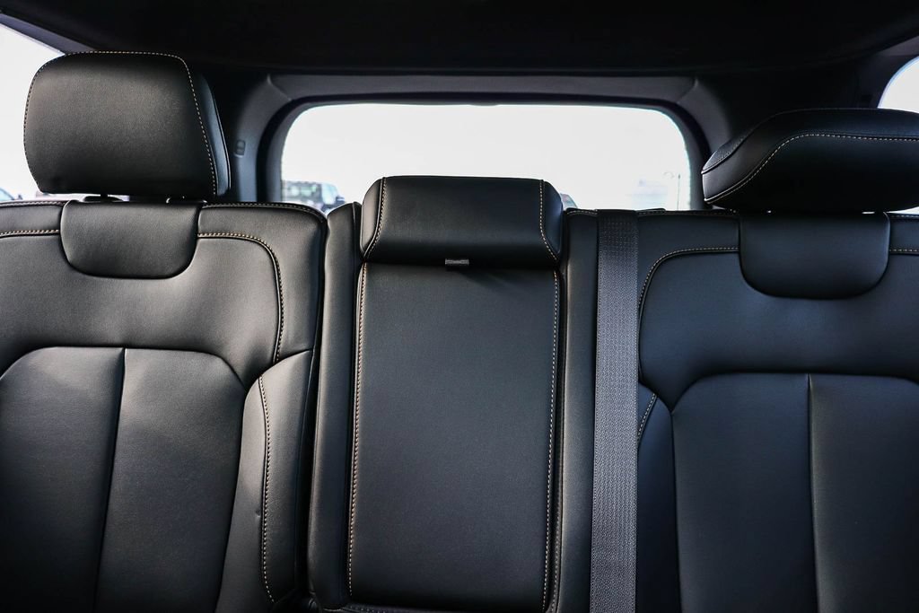 New 2026 Jeep Grand Cherokee Limited AWD/4WD image 27