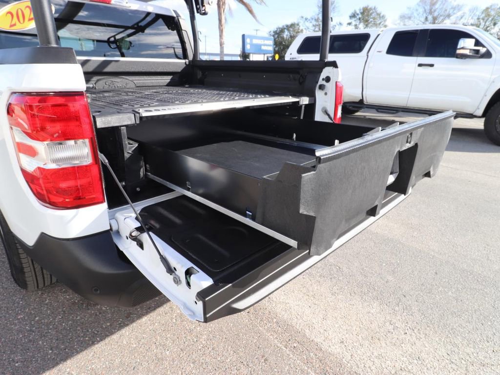 Certified 2025 Ford Maverick XLT w/ Equipment Group 302A image 16