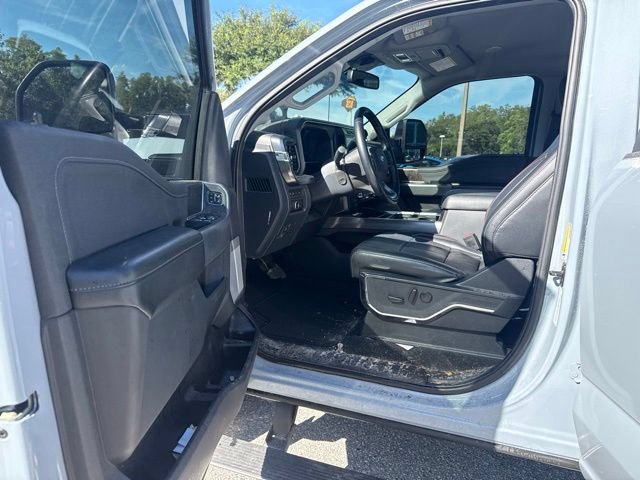 Used 2024 Ford F350 Lariat w/ Lariat Ultimate Package AWD/4WD image 13