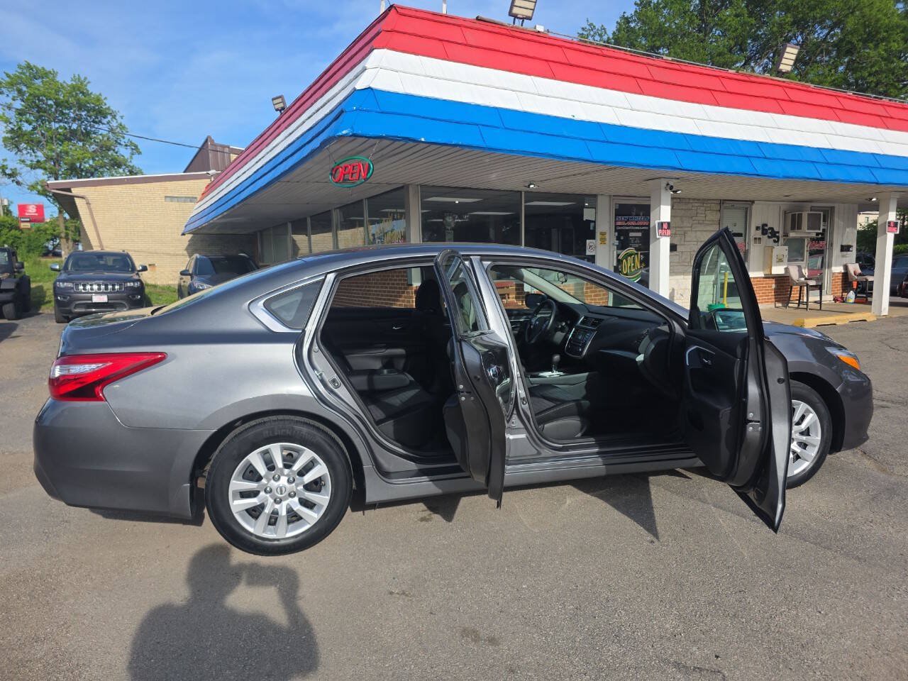 Used 2017 Nissan Altima 2.5 S w/ Power Driver Seat Package FWD image 27