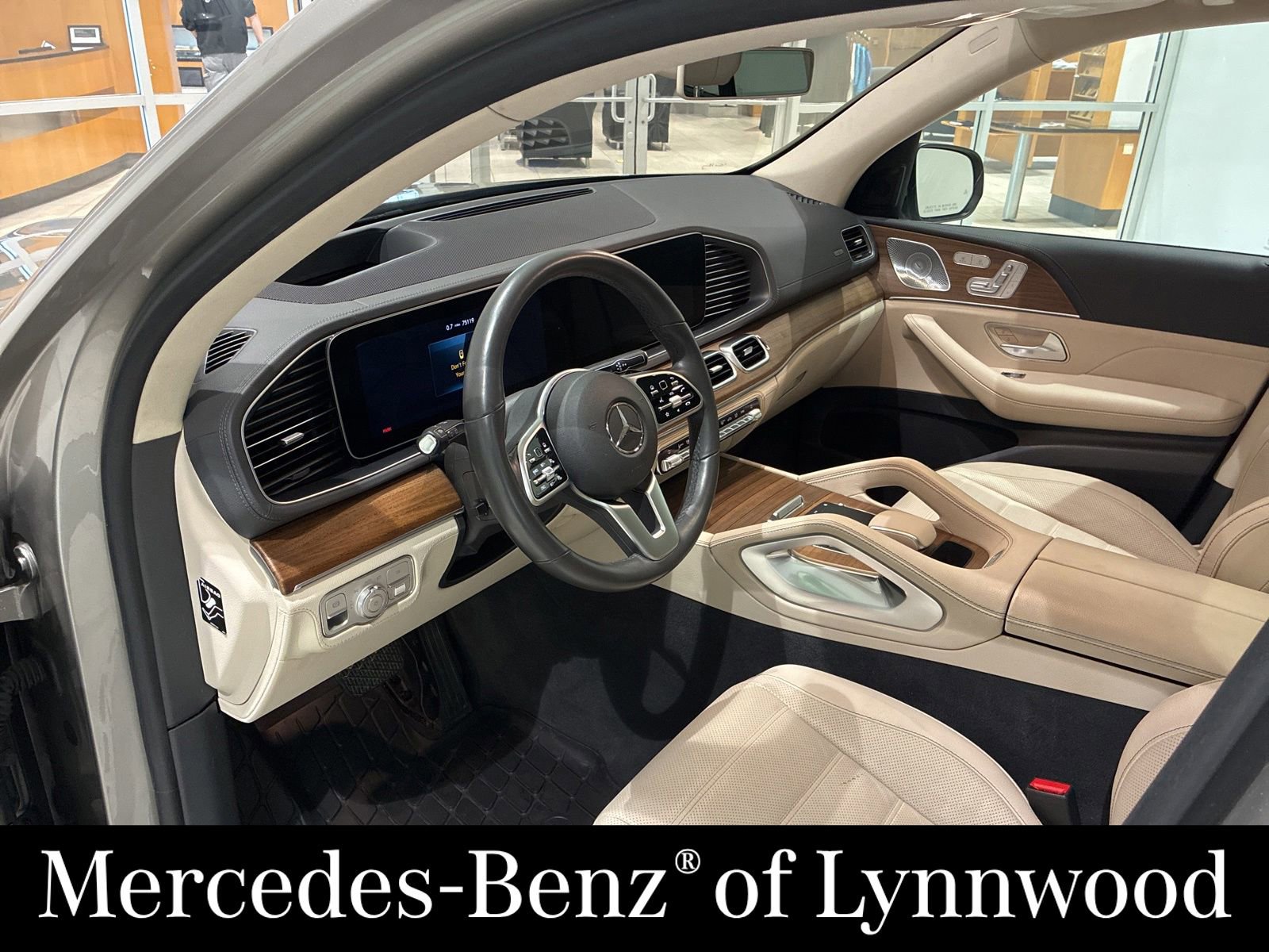 Used 2020 Mercedes-Benz GLE 350 4MATIC image 10