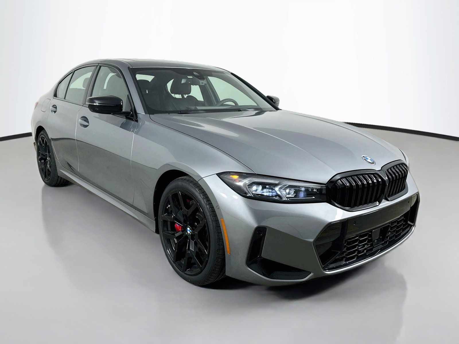 New 2026 BMW 330i xDrive Sedan w/ M Sport Package AWD/4WD image 3