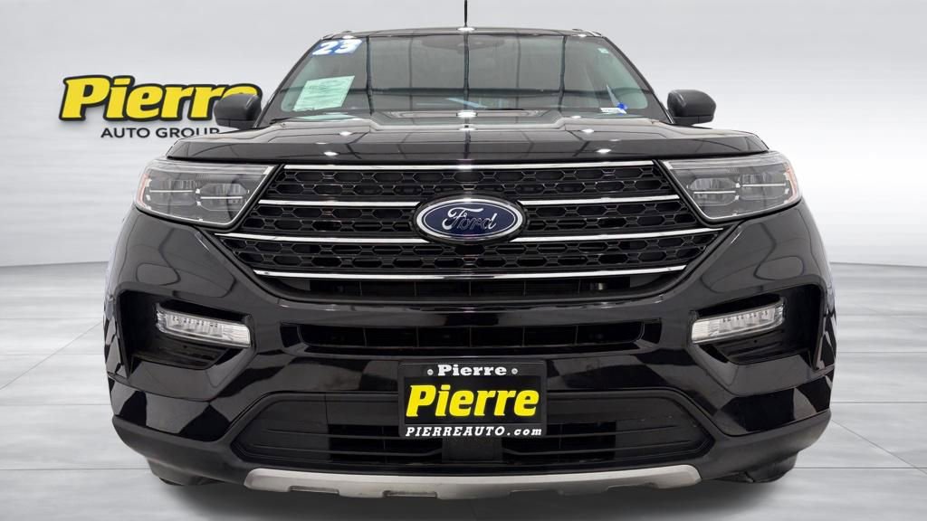 Used 2023 Ford Explorer XLT w/ Equipment Group 202A image 7