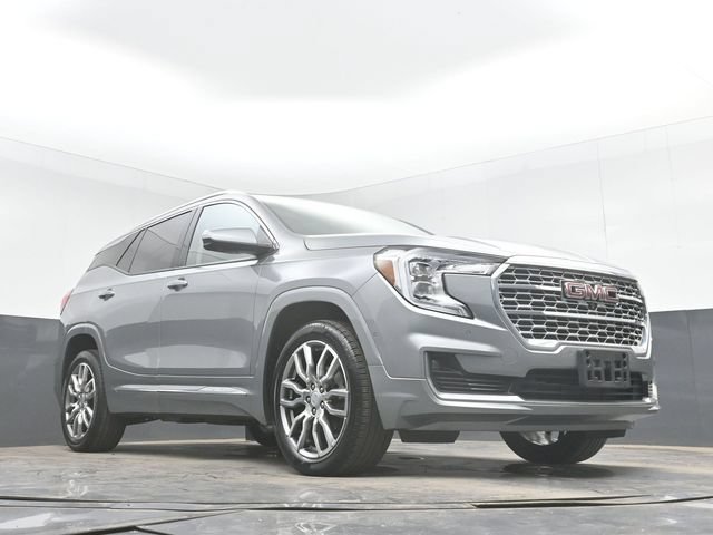 Used 2023 GMC Terrain Denali w/ Denali Premium Package AWD/4WD image 45