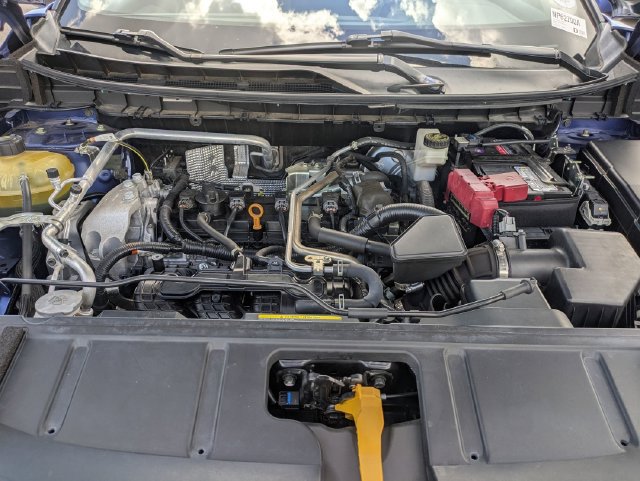 Used 2021 Nissan Rogue SV FWD image 13