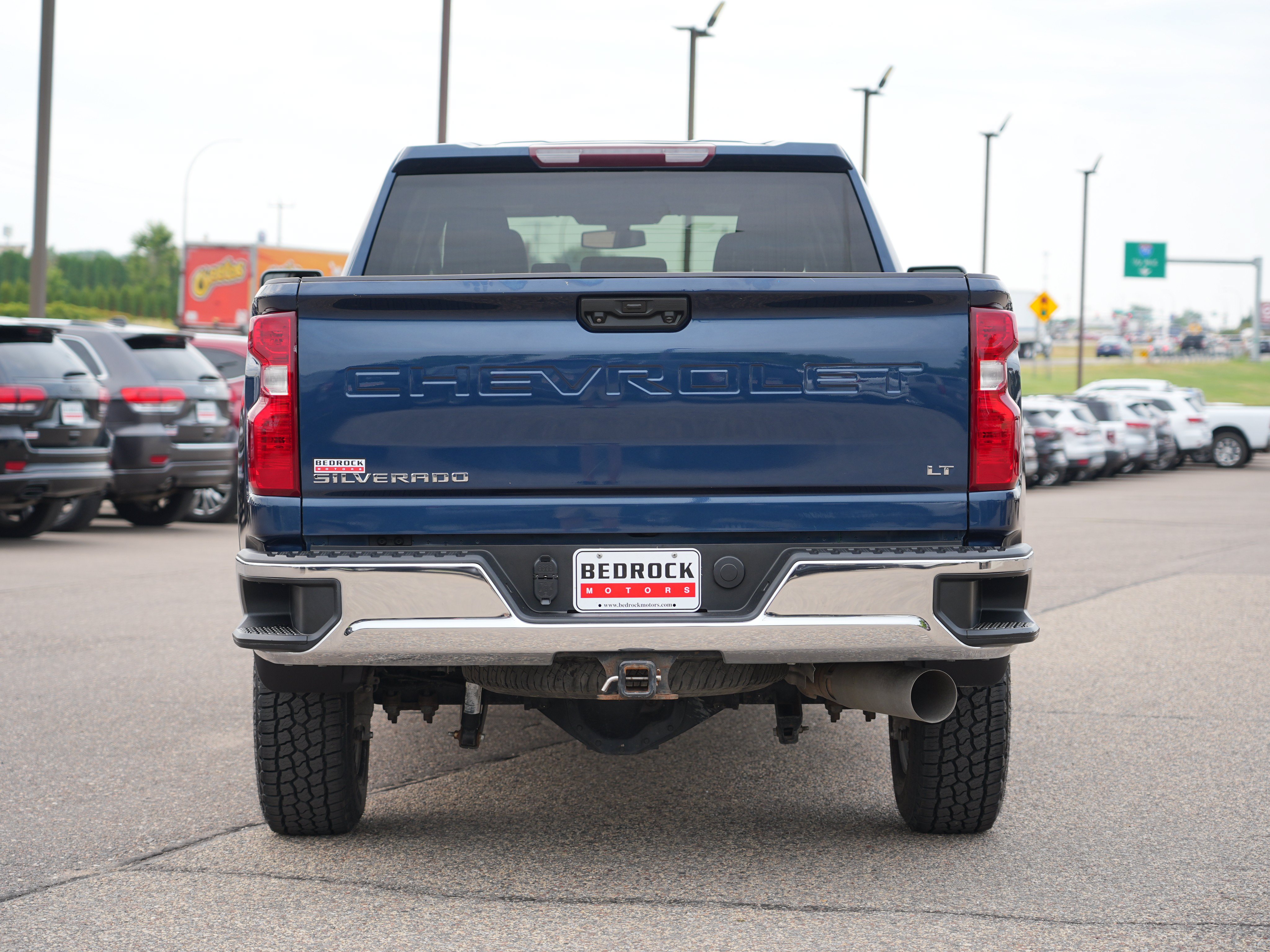 Used 2021 Chevrolet Silverado 3500 LT w/ Convenience Package AWD/4WD image 4