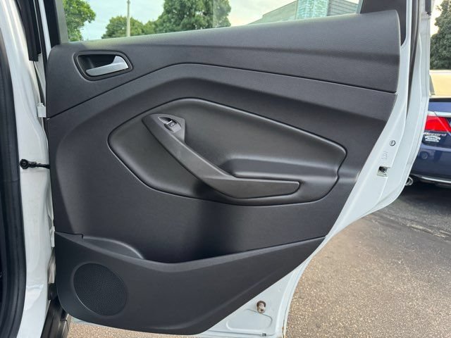 Used 2015 Ford C-MAX SE FWD image 14