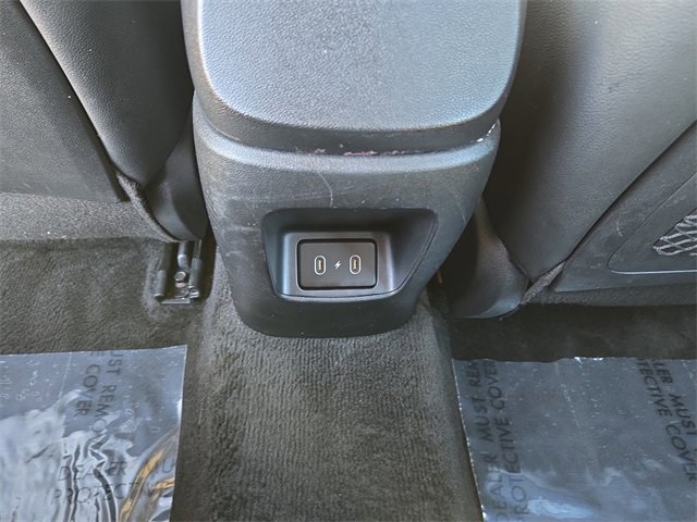 Used 2024 Hyundai Elantra Limited image 18