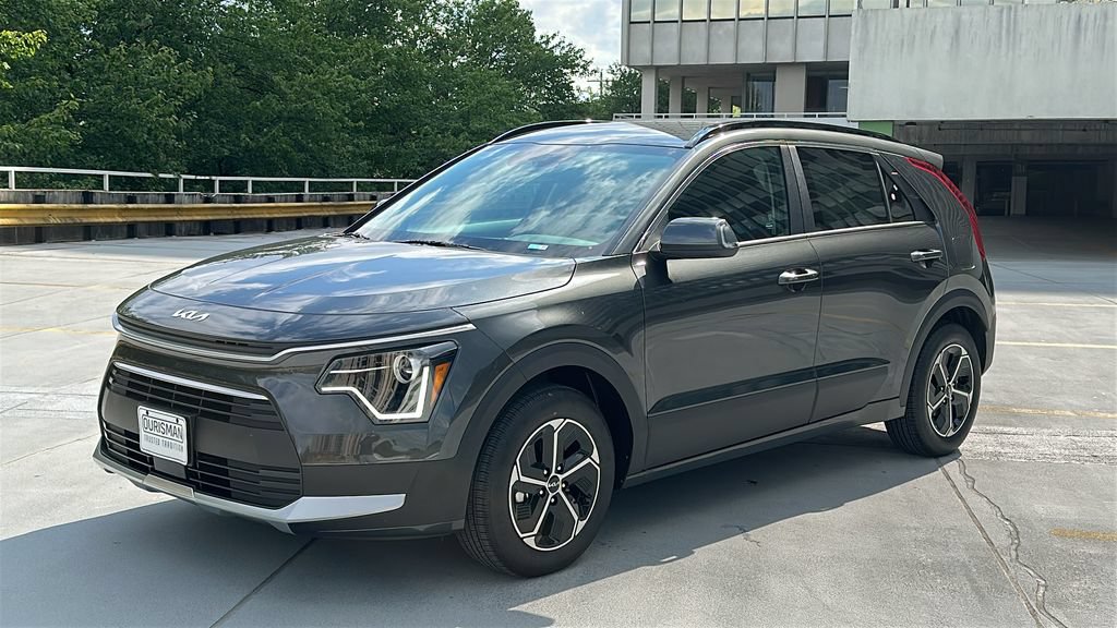 New 2026 Kia Niro EX FWD image 2