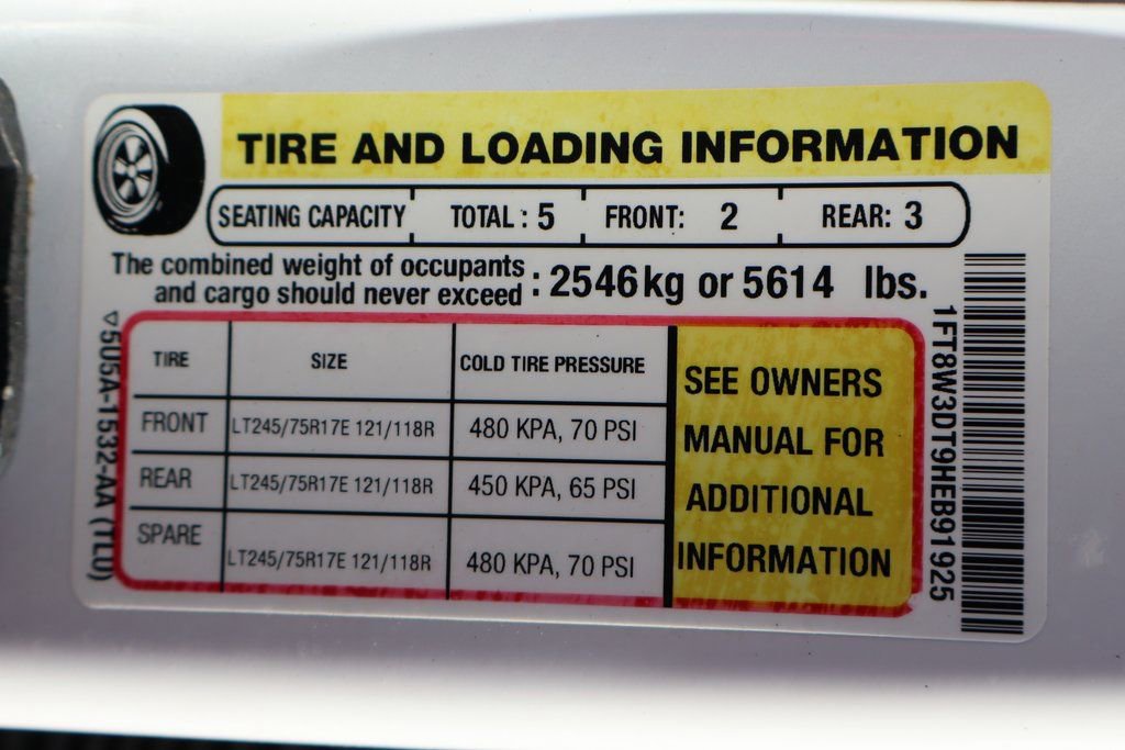 Used 2017 Ford F350 Lariat w/ Chrome Package image 53