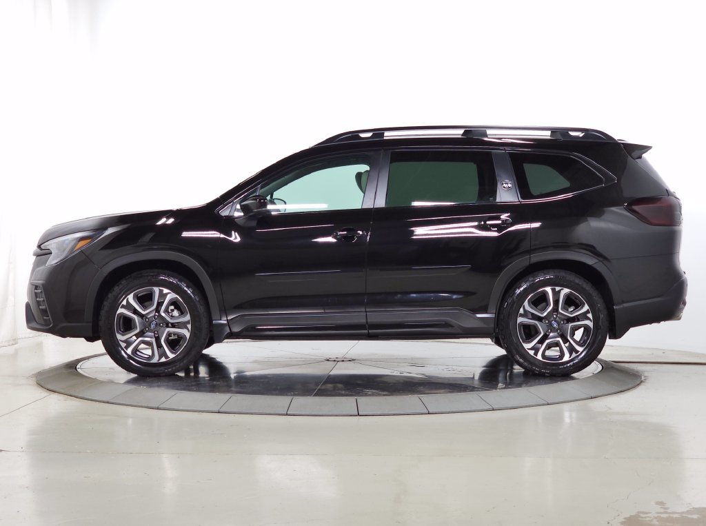 Used 2026 Subaru Ascent Limited AWD/4WD image 4