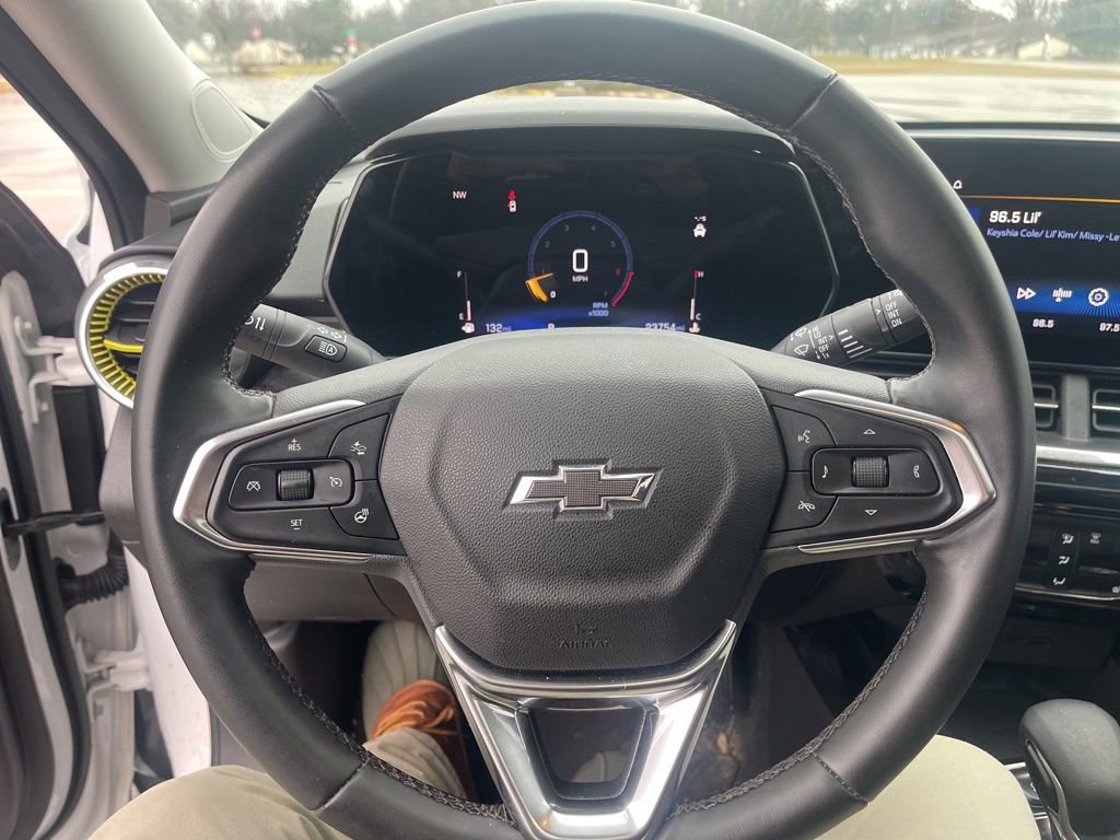 Certified 2024 Chevrolet Trax ACTIV w/ Sunroof Package image 14