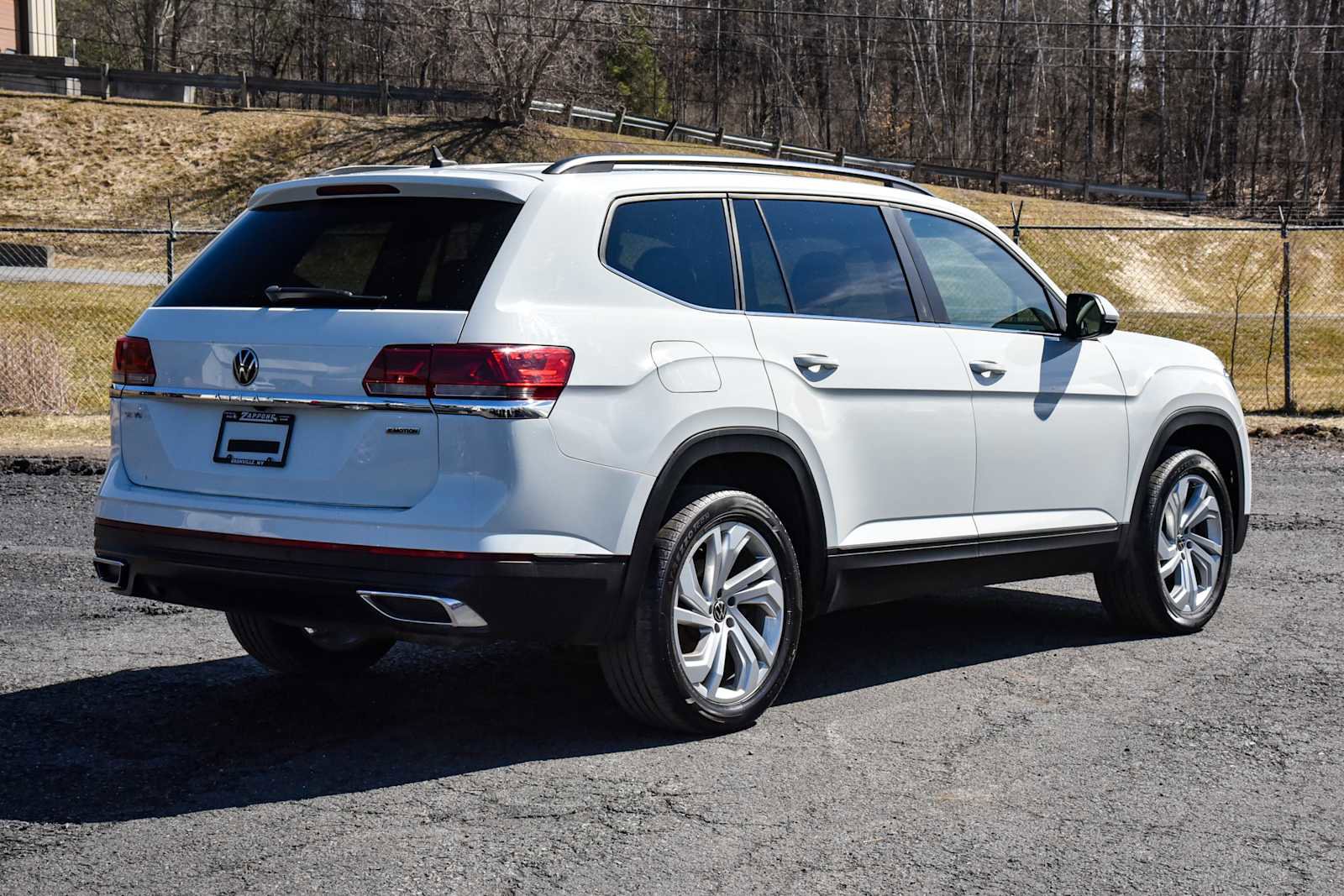 Used 2021 Volkswagen Atlas SE AWD/4WD image 3