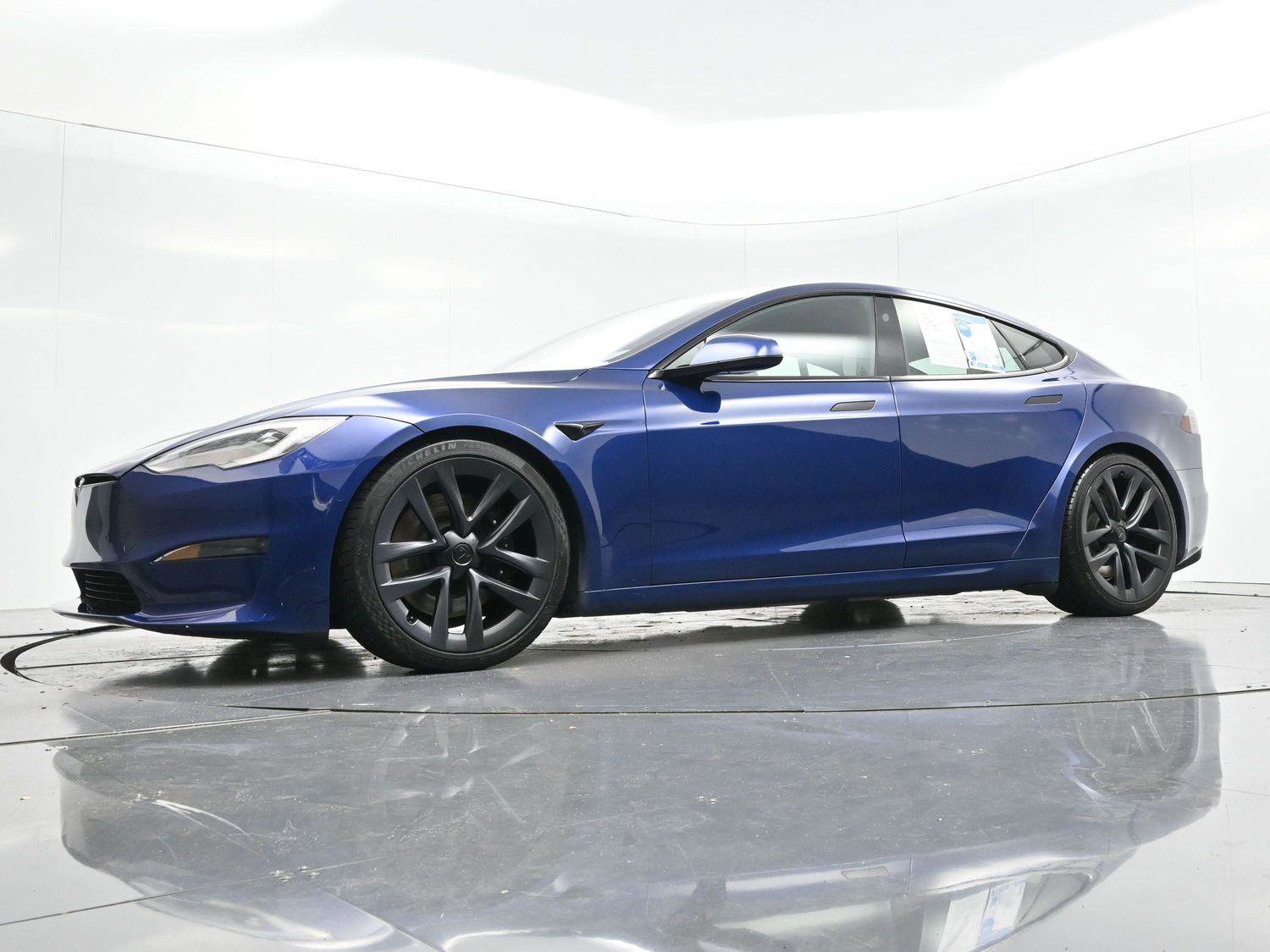 Used 2021 Tesla Model S Plaid image 45