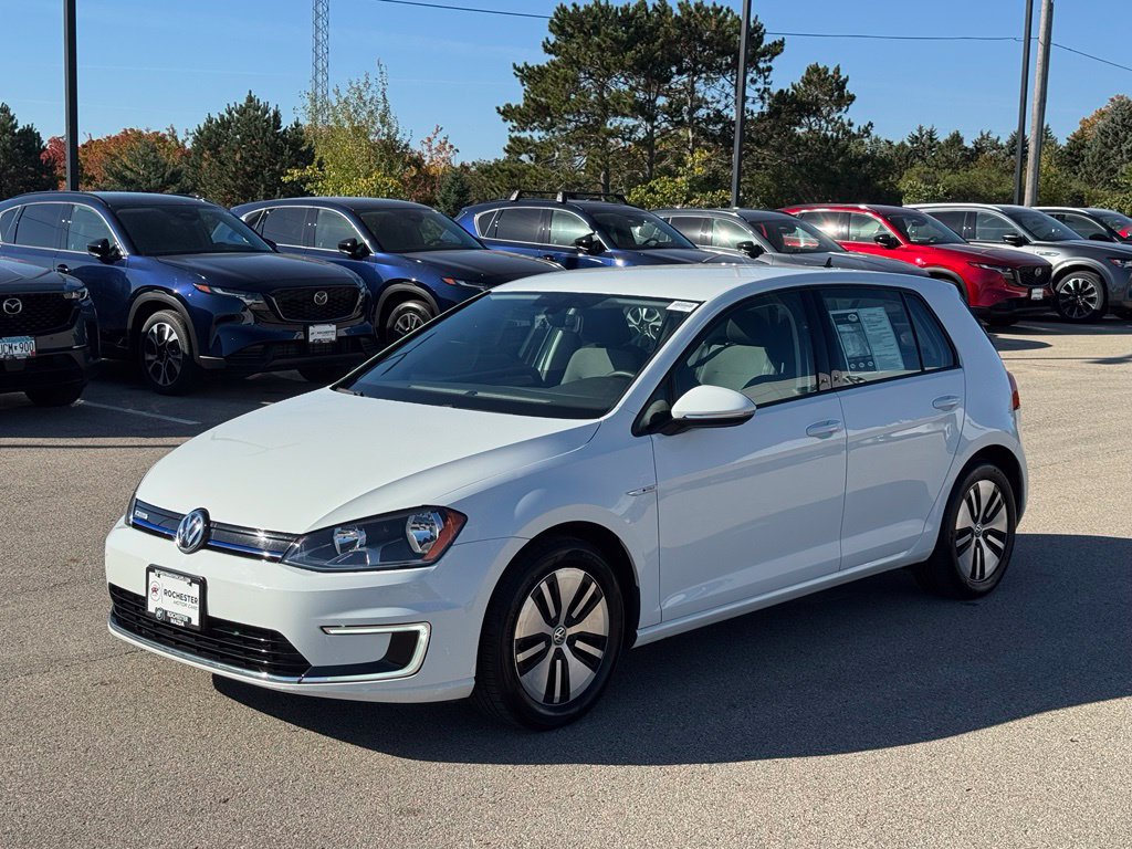 Used 2016 Volkswagen e-Golf SE w/ DC Fast Charging Package FWD image 30