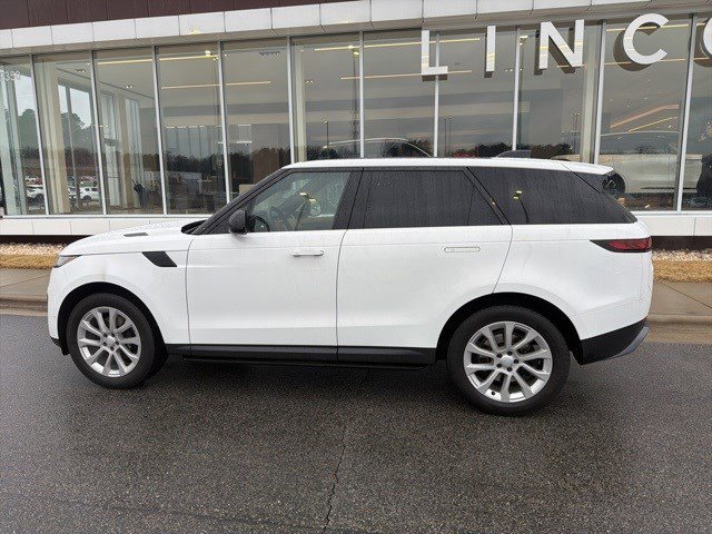 Used 2024 Land Rover Range Rover Sport SE image 6