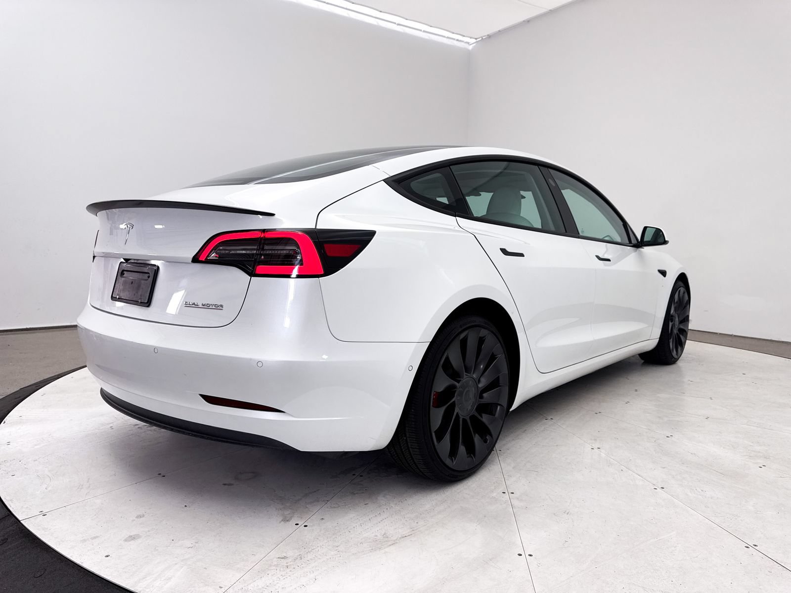 Used 2021 Tesla Model 3 Performance AWD/4WD image 18