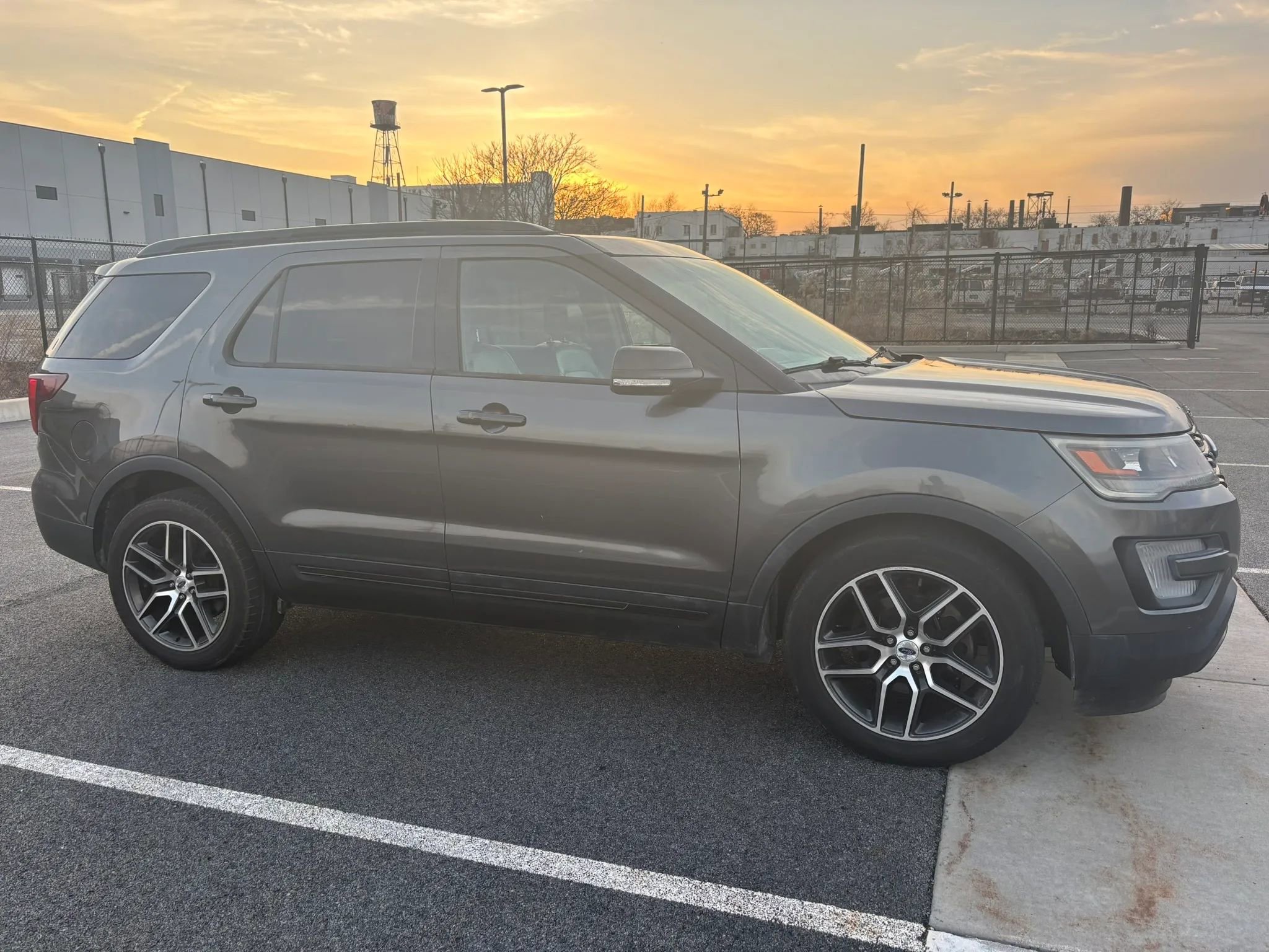 Used 2016 Ford Explorer Sport w/ Equipment Group 401A AWD/4WD image 11