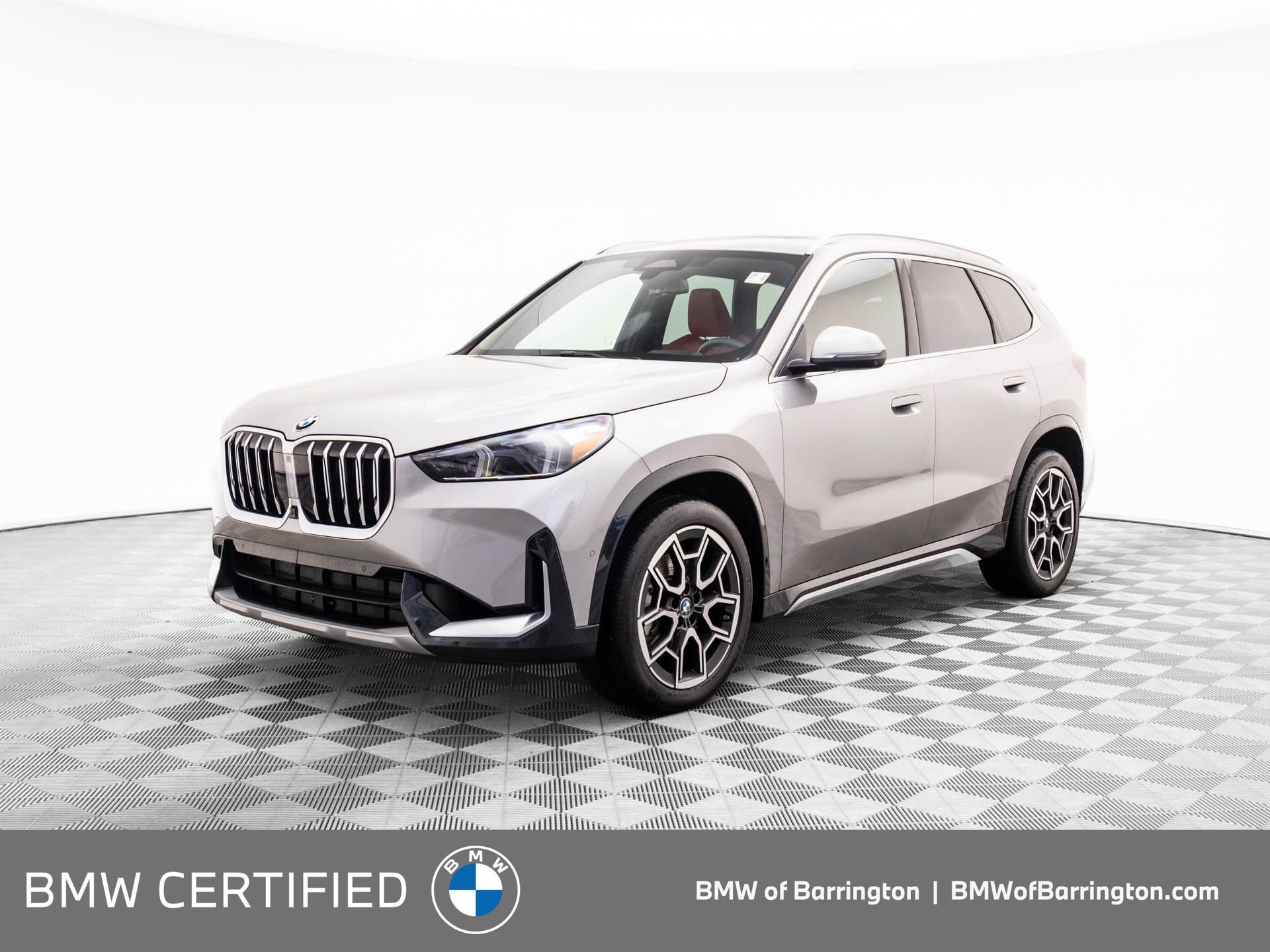 Certified 2025 BMW X1 xDrive28i image 1