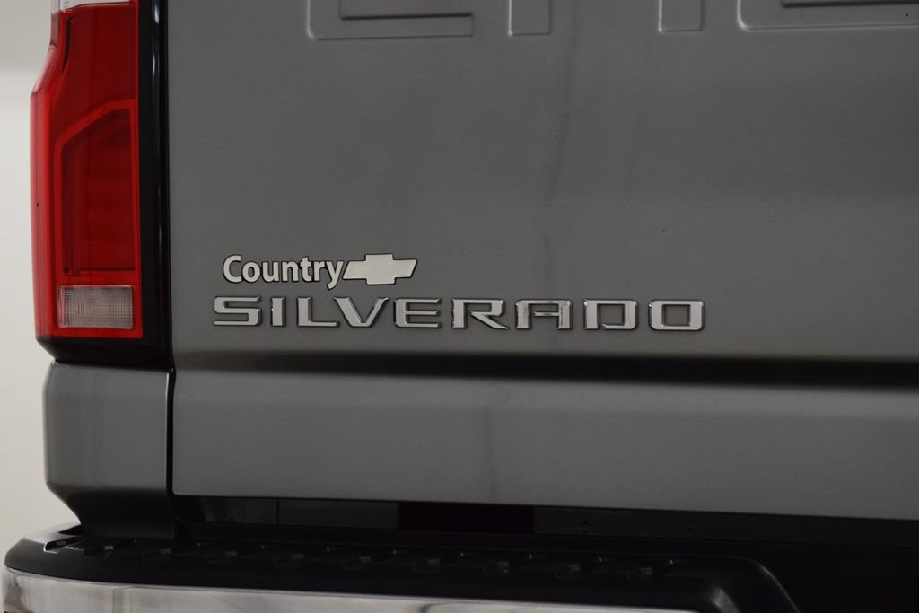 Used 2025 Chevrolet Silverado 3500 LTZ w/ LTZ Premium Package AWD/4WD image 24