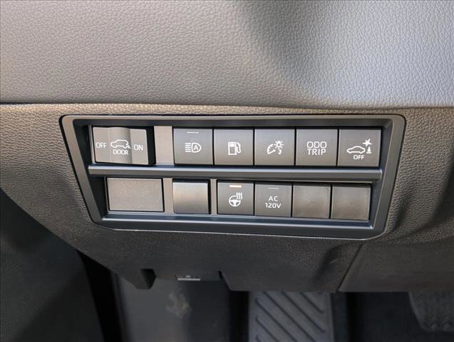 Used 2025 Toyota Sequoia Limited image 21