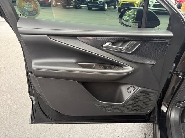 Used 2024 Chevrolet Blazer EV LT AWD/4WD image 18