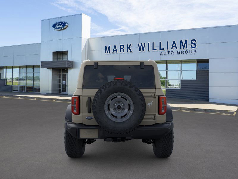 New 2025 Ford Bronco Badlands image 6