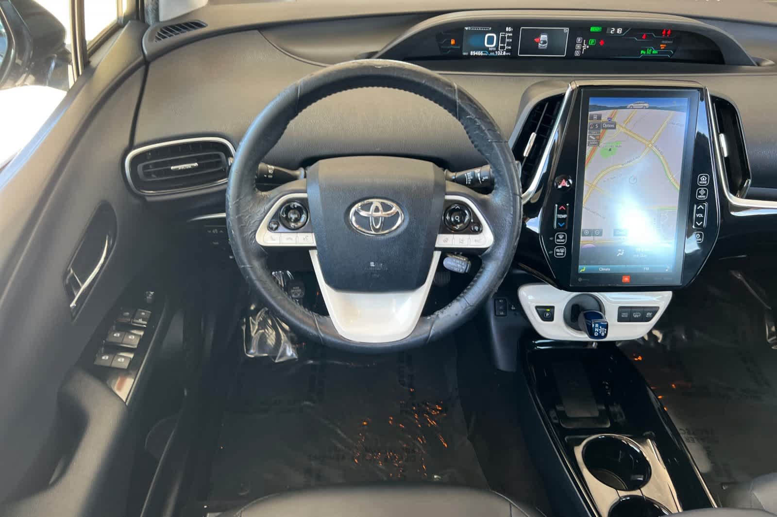 Certified 2017 Toyota Prius Prime Advanced FWD image 14