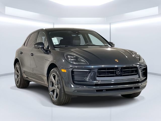 New 2026 Porsche Macan image 3