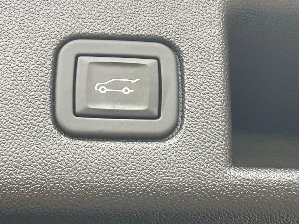 Certified 2023 Chevrolet Equinox LT image 19