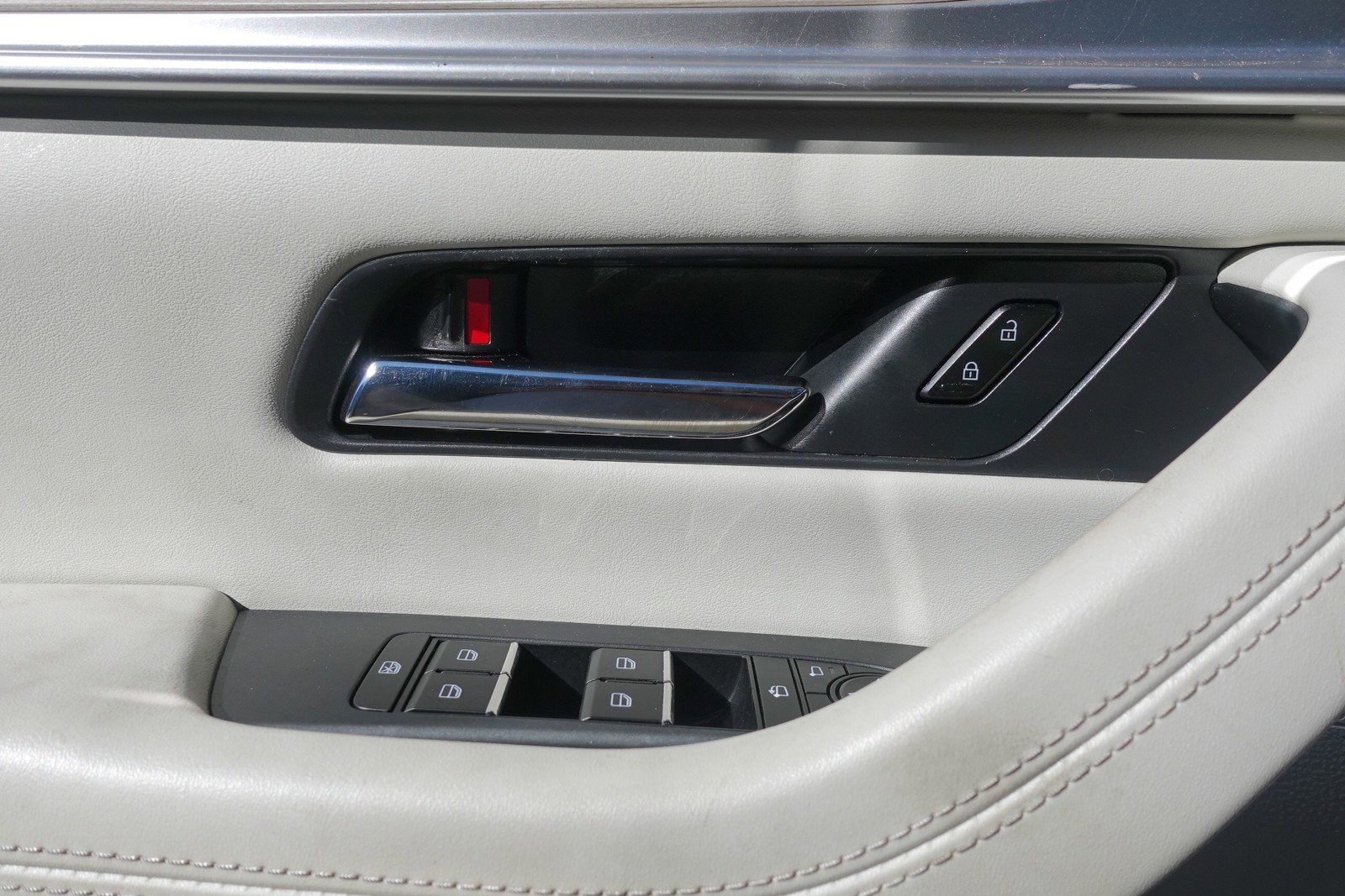 Certified 2024 MAZDA CX-90 Plug-In Hybrid w/ Premium Plus image 11