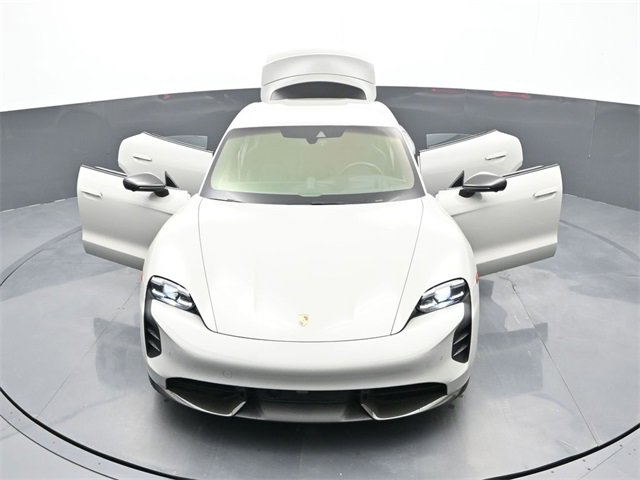 Used 2021 Porsche Taycan Turbo S image 31