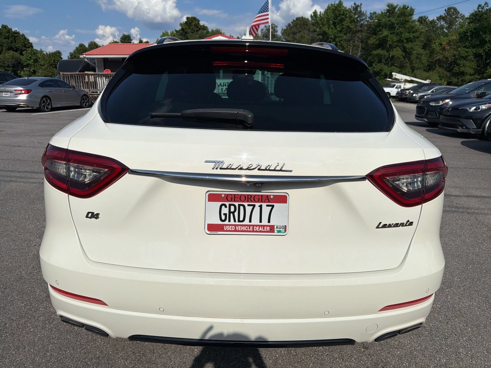 Used 2020 Maserati Levante AWD/4WD image 5