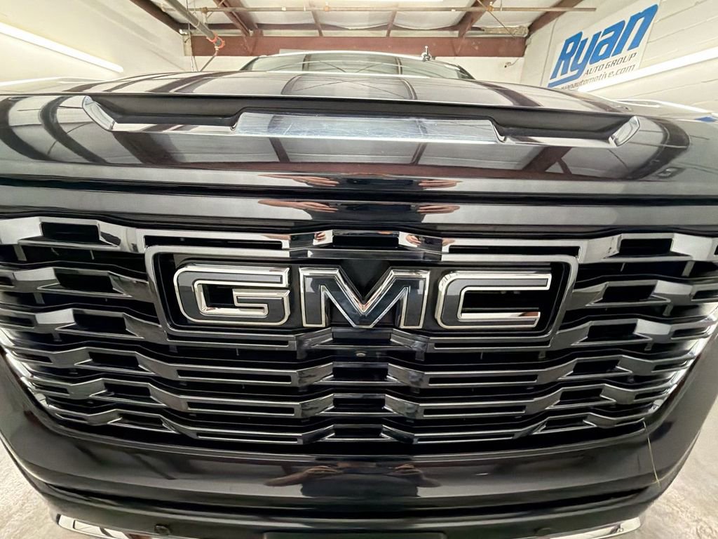 Used 2023 GMC Sierra 1500 Denali Ultimate image 32