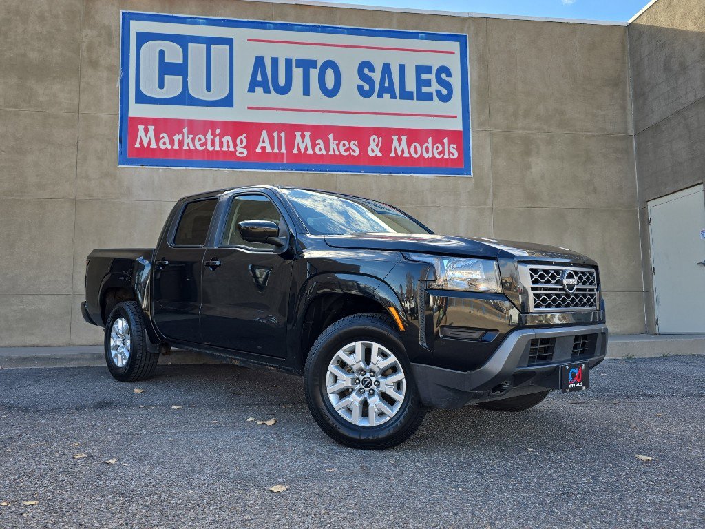 Used 2022 Nissan Frontier SV image 1