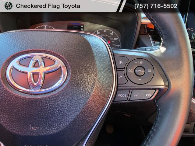Certified 2025 Toyota Corolla Cross LE AWD/4WD image 15