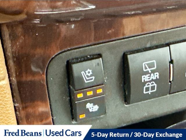 Used 2016 Buick Enclave Premium w/ Experience Buick Package image 23