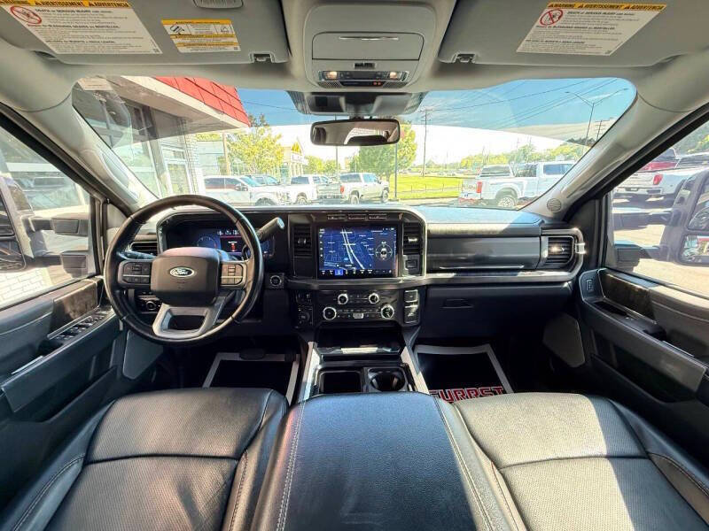 Used 2023 Ford F250 Lariat w/ Sport Appearance Package AWD/4WD image 36