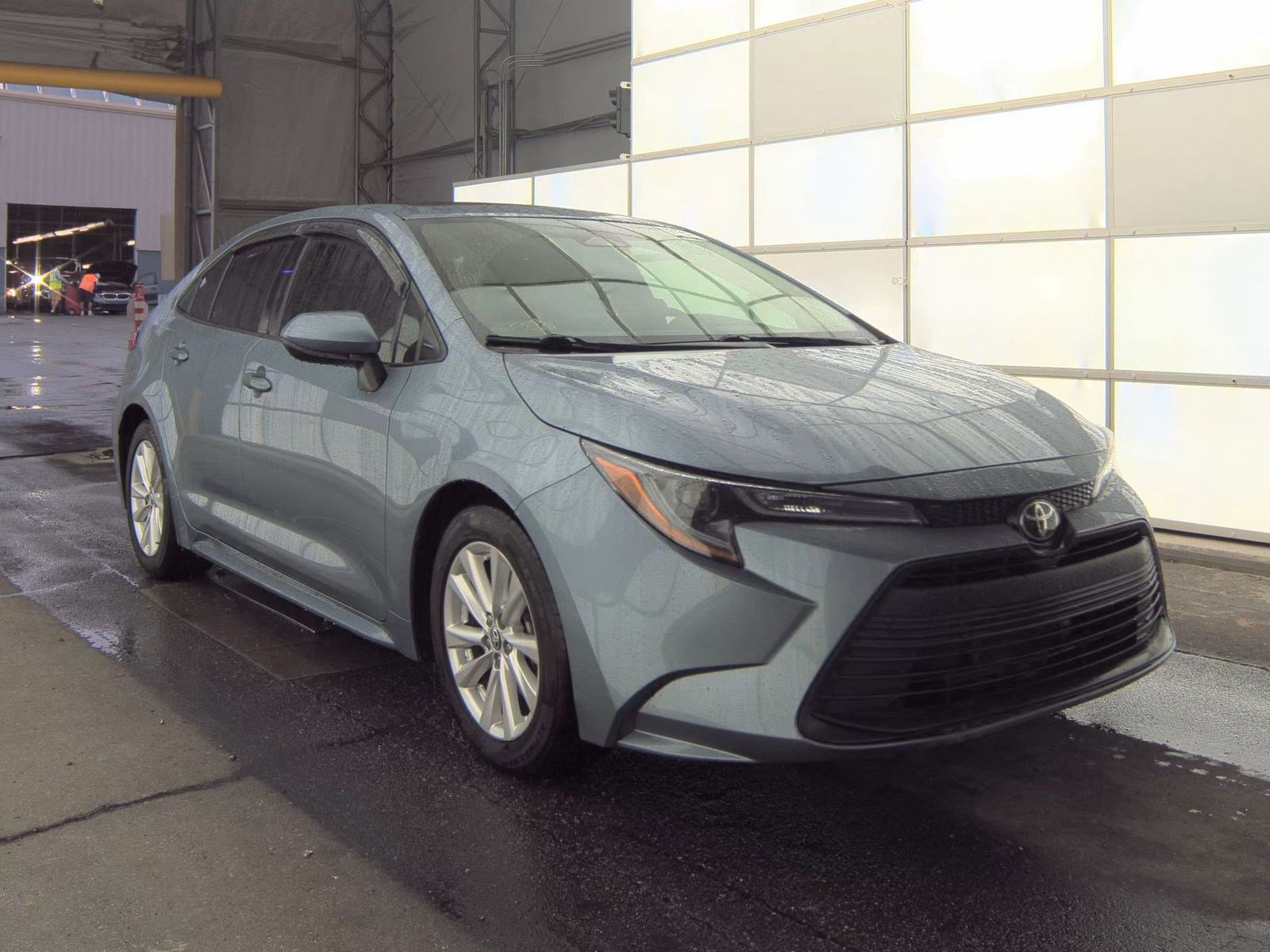 Used 2023 Toyota Corolla LE w/ LE Premium Package FWD image 7